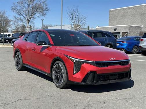 2025 Kia K4 GT-Line