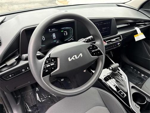 2025 Kia Niro LX