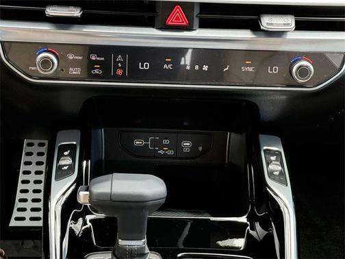 2025 Kia Sorento SX