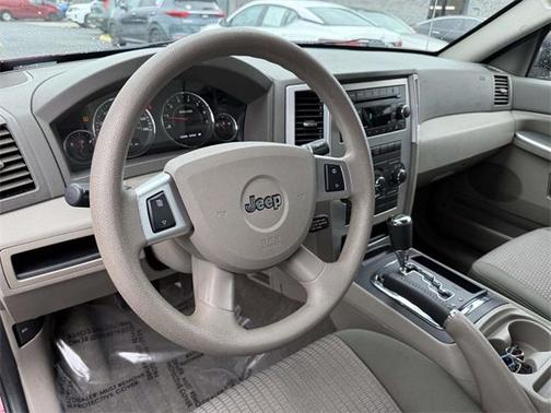 2010 Jeep Grand Cherokee Laredo