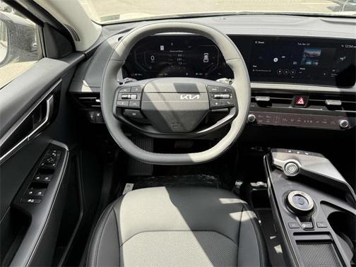 2025 Kia EV6 Light Long Range