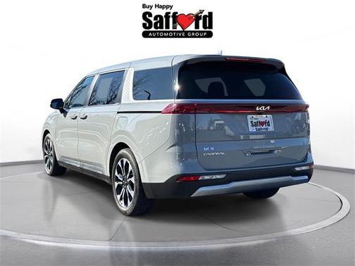 2023 Kia Carnival EX