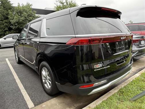 2022 Kia Carnival LXS