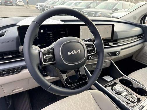 2026 Kia Carnival Hybrid SX