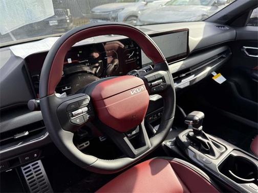 2025 Kia K4 GT-Line Turbo