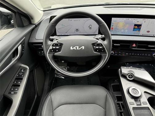 2022 Kia EV6 Wind