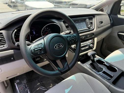 2020 Kia Sedona L