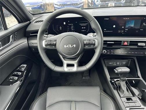 2025 Kia K5 GT