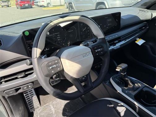 2025 Kia K4 GT-Line Turbo