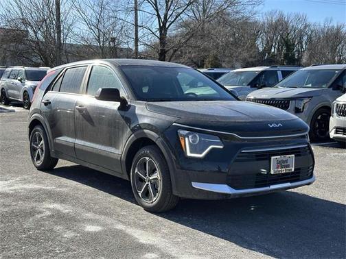 2025 Kia Niro LX