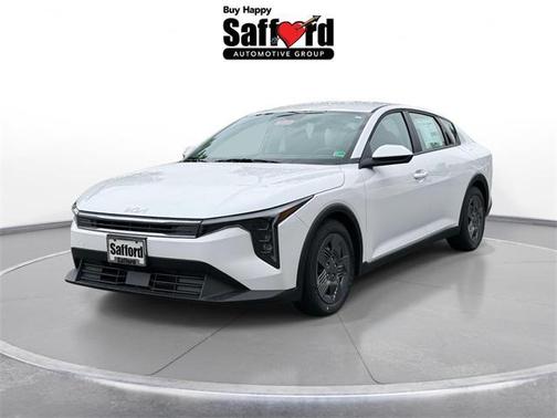 2025 Kia K4 LX