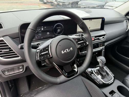 2026 Kia Seltos SX