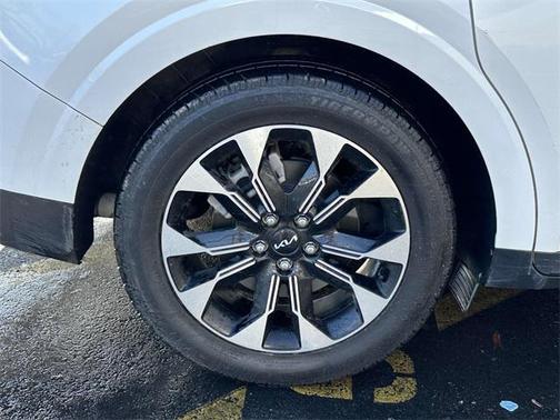 2022 Kia Carnival EX