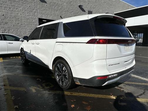 2022 Kia Carnival EX