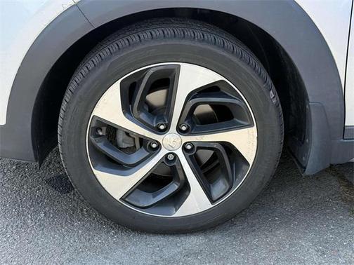 2017 Hyundai TUCSON Sport