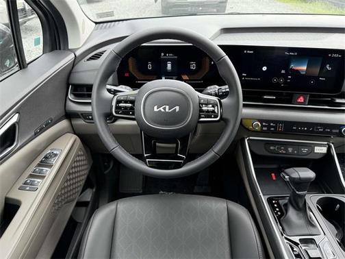 2025 Kia Carnival EX