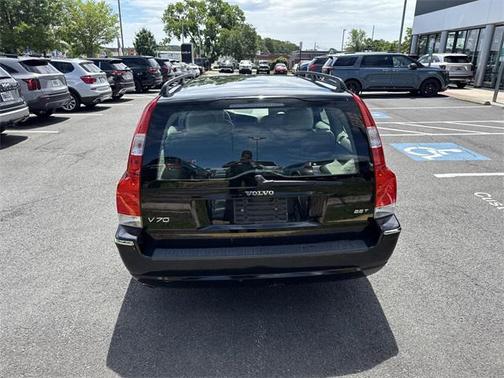 2006 Volvo V70 2.5T