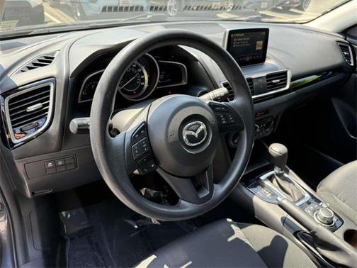 2016 Mazda Mazda3 i Sport