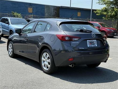 2016 Mazda Mazda3 i Sport