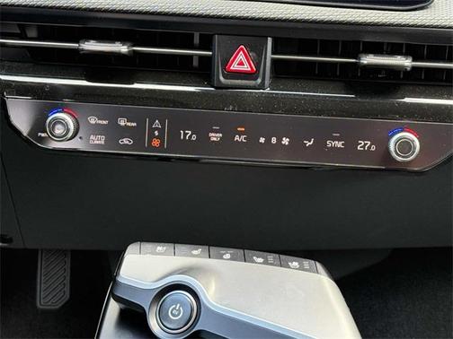 2025 Kia EV6 Wind