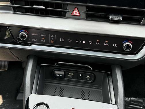 2025 Kia Sportage Hybrid EX