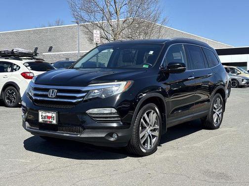Black 2017 Honda Pilot Touring