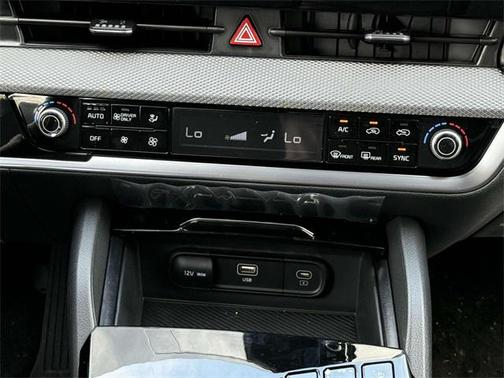 2025 Kia Sportage Hybrid LX
