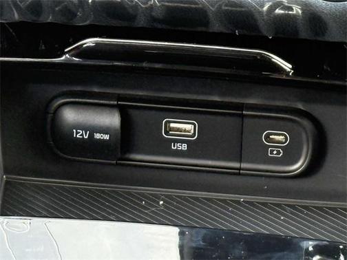 2025 Kia Sportage Hybrid LX
