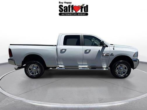 Bright White Clearcoat 2017 RAM 2500 SLT Crew Cab 4x4 6'4' Box
