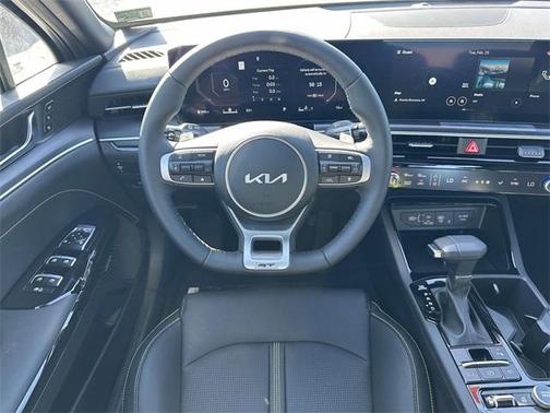 2025 Kia K5 GT