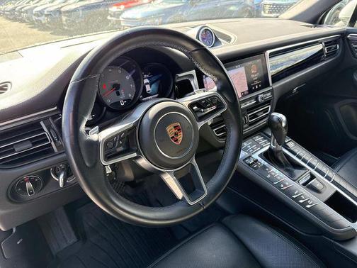 2019 Porsche Macan S