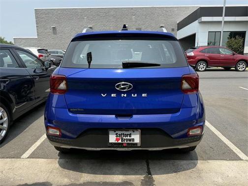 2022 Hyundai VENUE Limited
