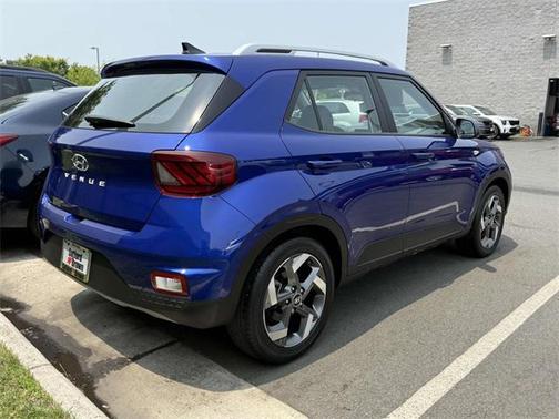 2022 Hyundai VENUE Limited