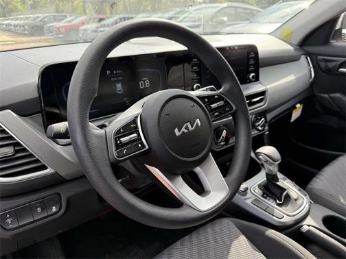 2026 Kia Seltos LX
