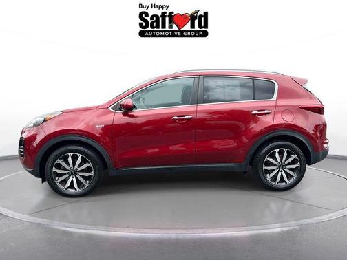 Hyper Red 2017 Kia Sportage EX