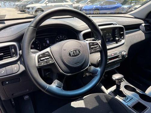 Sangria 2019 Kia Sorento LX