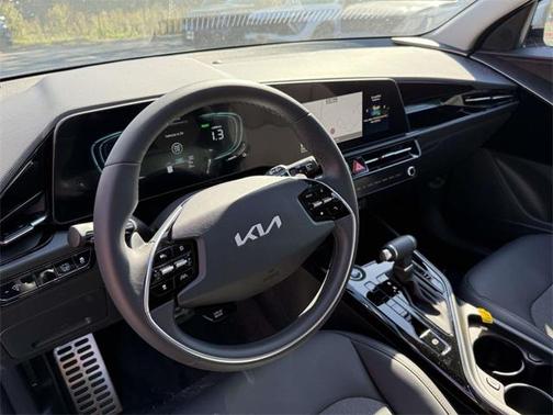 2025 Kia Niro Touring