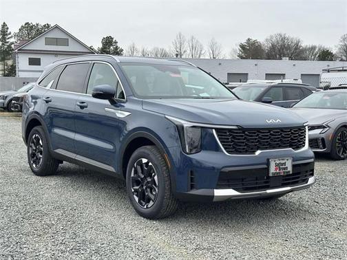 2025 Kia Sorento S