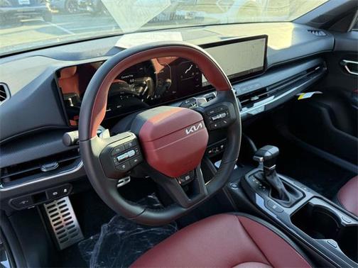 2025 Kia K4 GT-Line Turbo