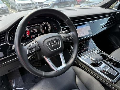 2021 Audi Q7 55 Premium Plus