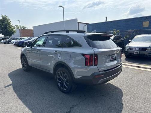 2023 Kia Sorento EX