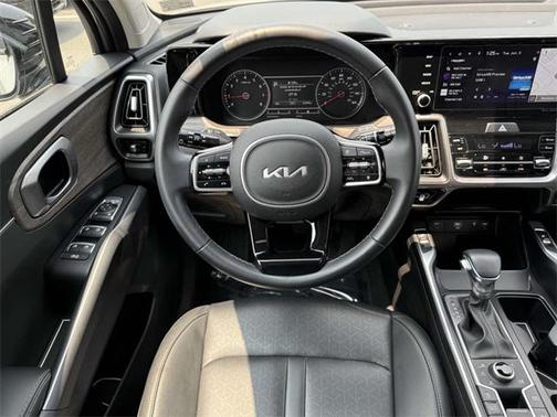 2023 Kia Sorento EX