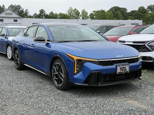 2025 Kia K4 GT-Line
