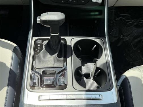 2025 Kia Carnival EX