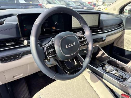 2026 Kia Carnival Hybrid EX