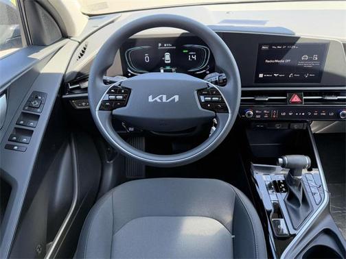 2025 Kia Niro LX