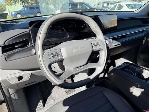 2026 Kia EV9 Land