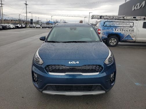 2022 Kia Niro LXS