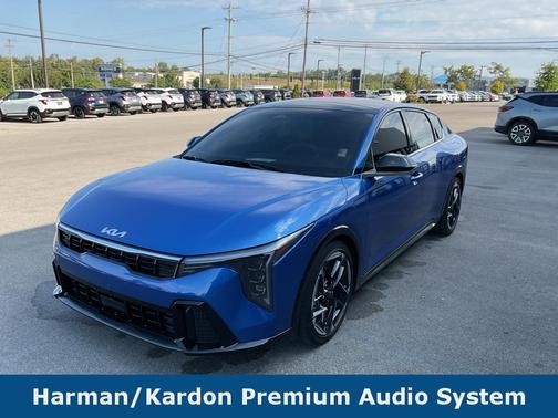 2025 Kia K4 GT-Line