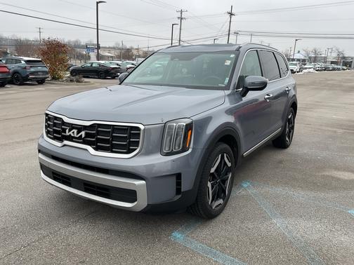 2023 Kia Telluride S